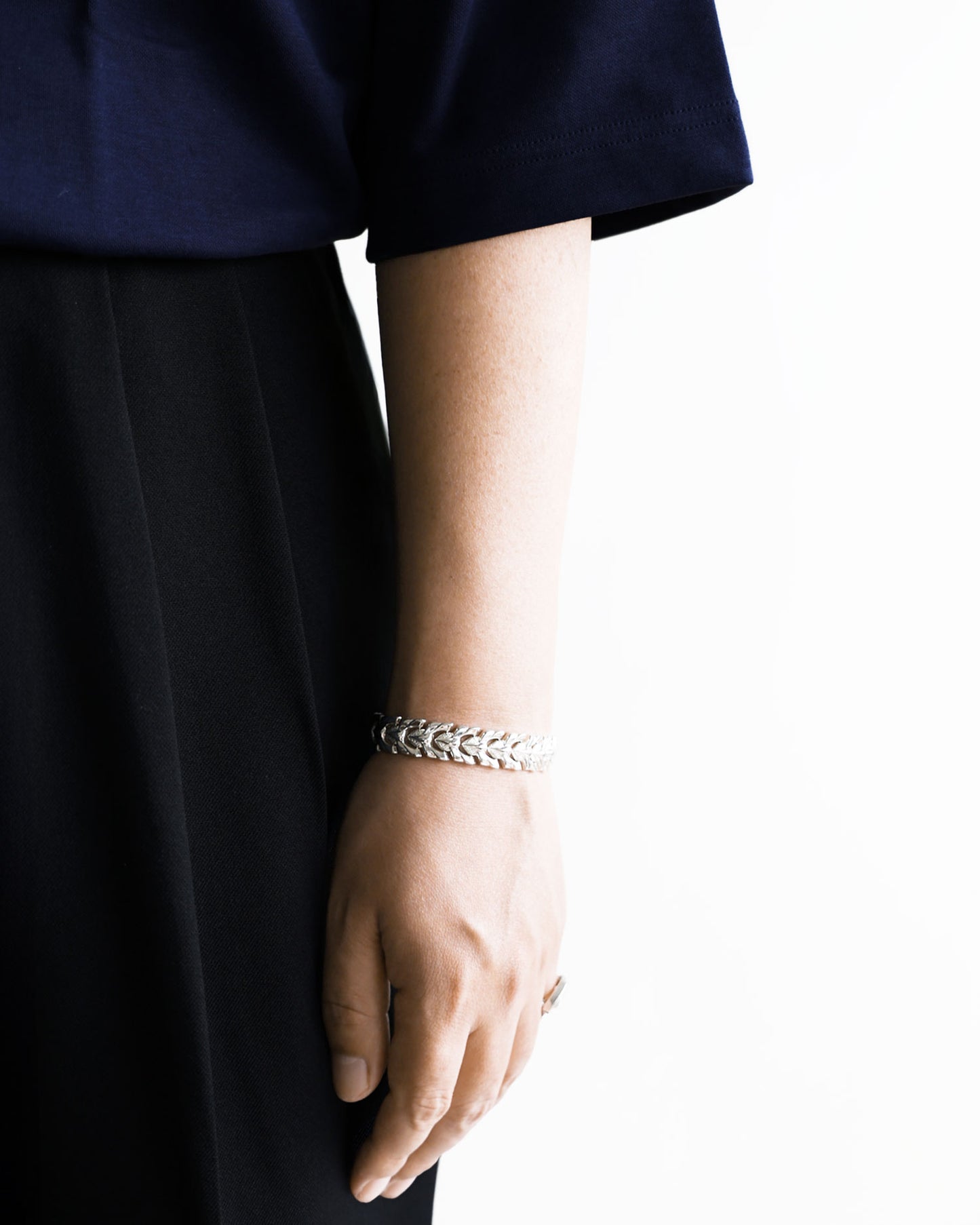 Leaf bracelet
