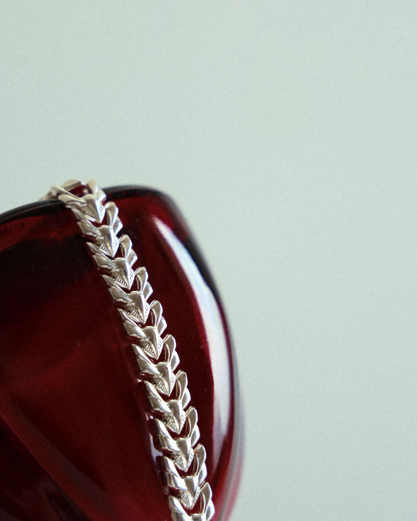 Leaf bracelet