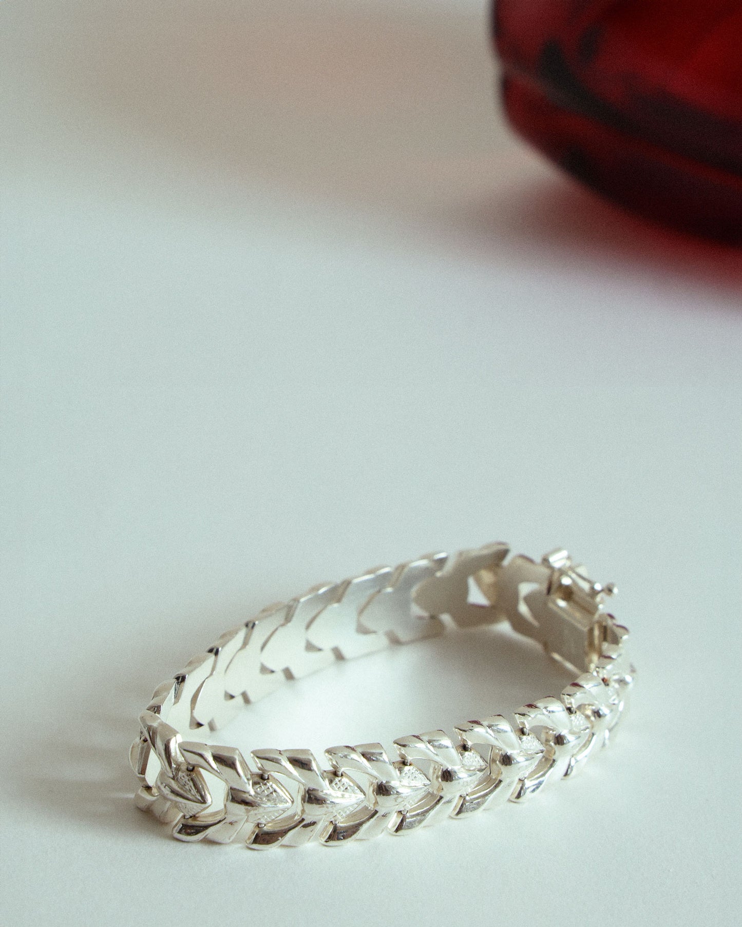 Leaf bracelet