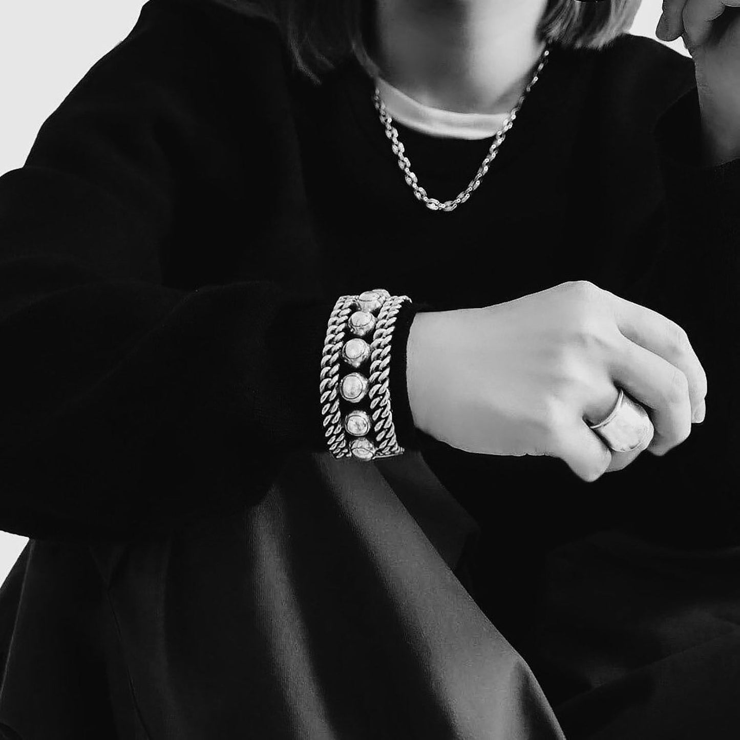 Beads wide band bracelet