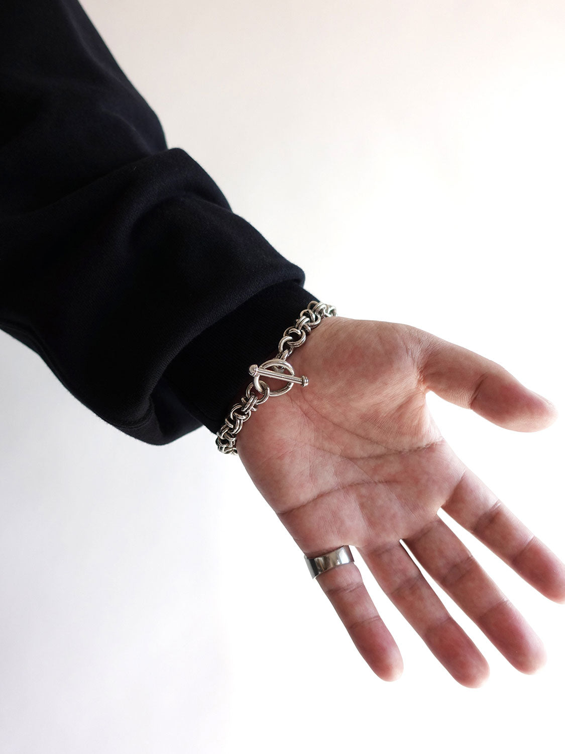 DOUBLE CIRCLE BRACELET