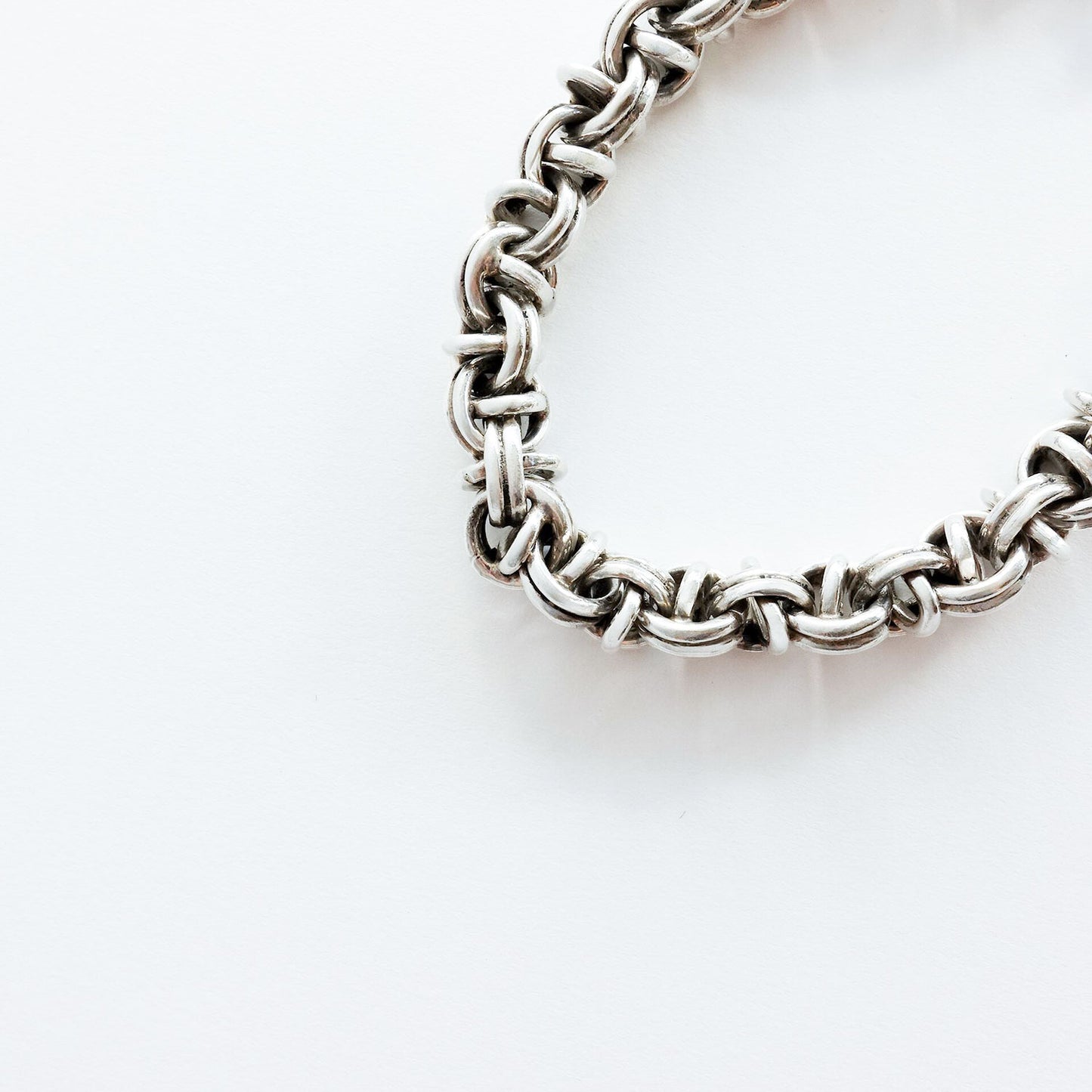 DOUBLE CIRCLE BRACELET