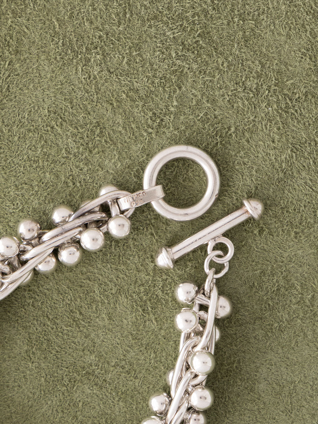 DNA bracelet 001