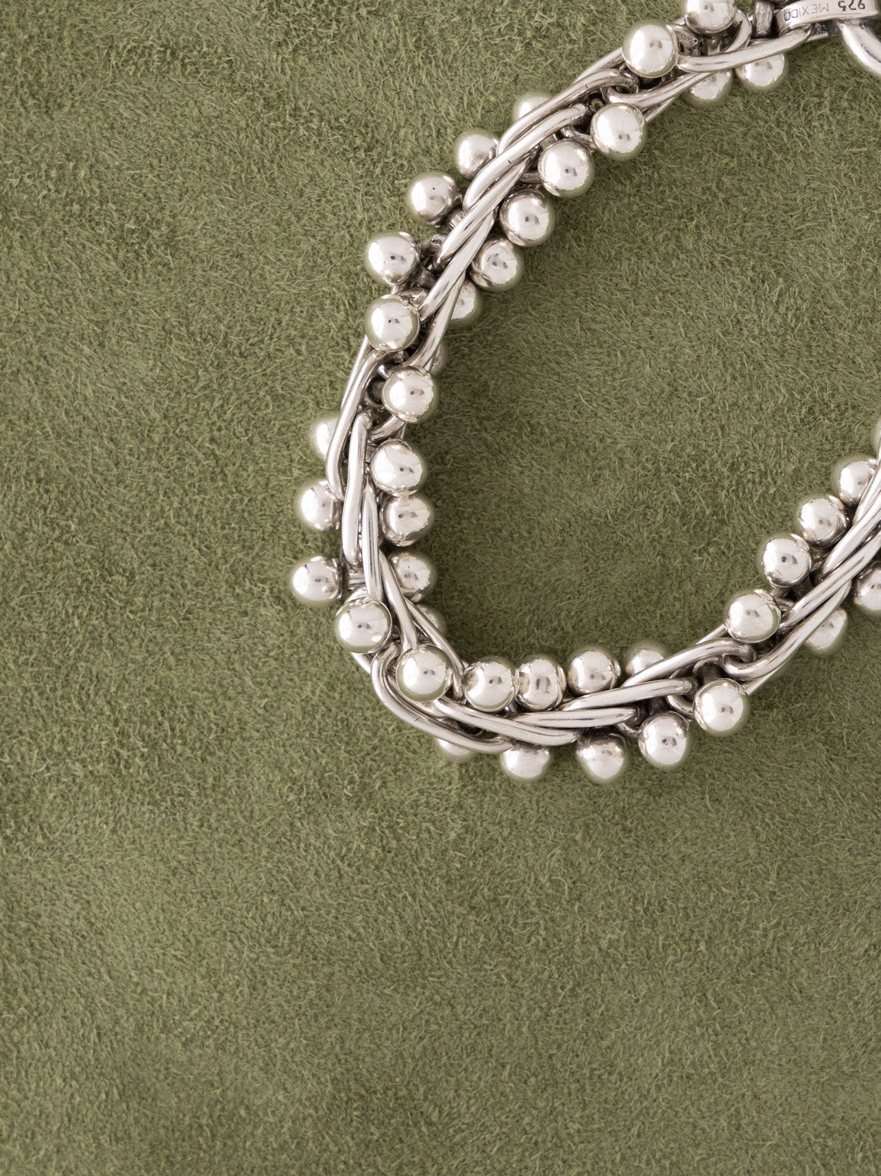 DNA bracelet 002