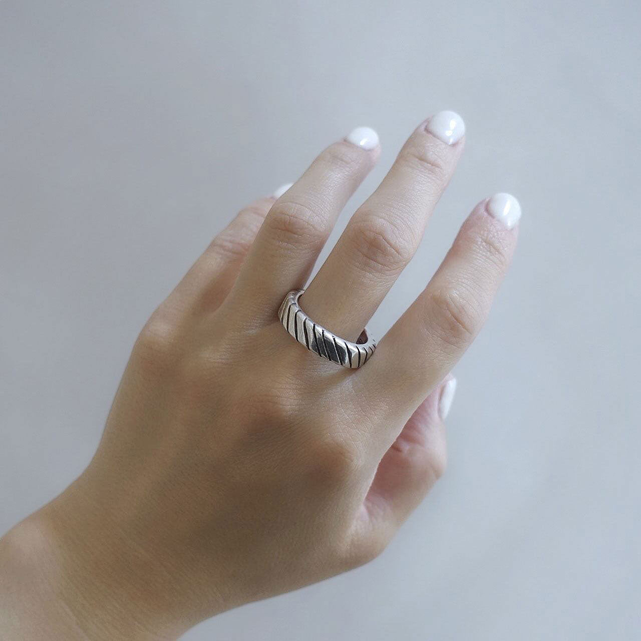 Stripe ring